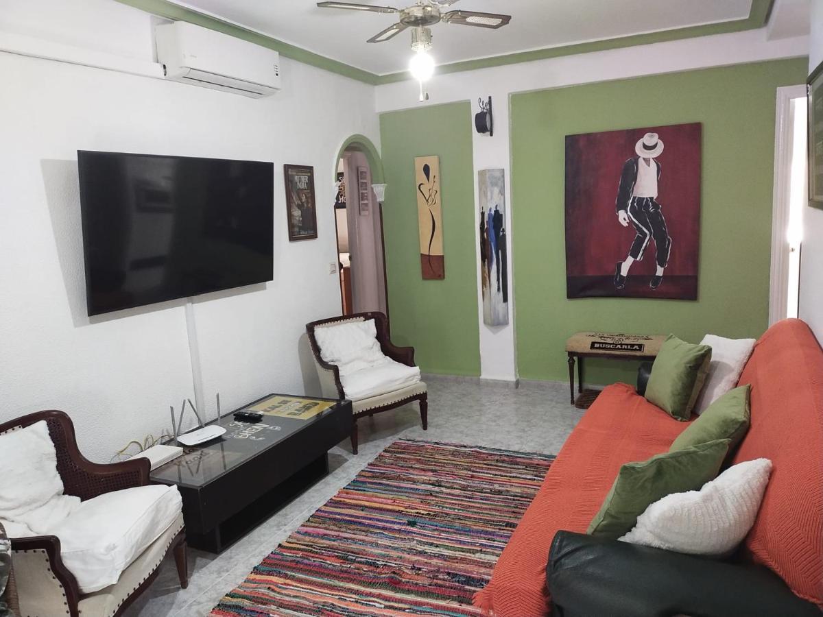 An Indian Bollywood Sevilla Experience - For Families, Couples & Business Trips Екстериор снимка